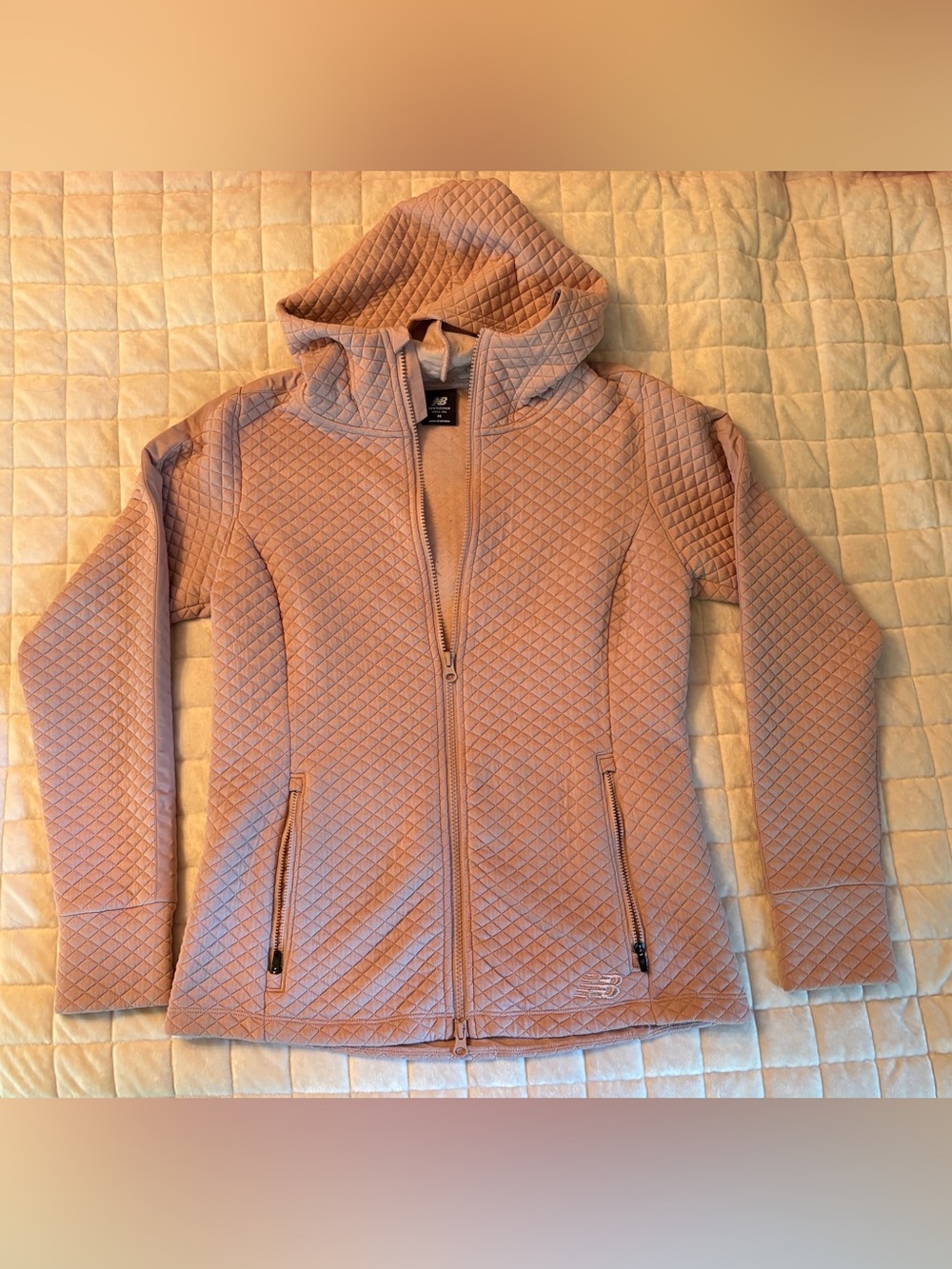 New Balance Women's Quilted Hooded Jacket - Blush/Mauve